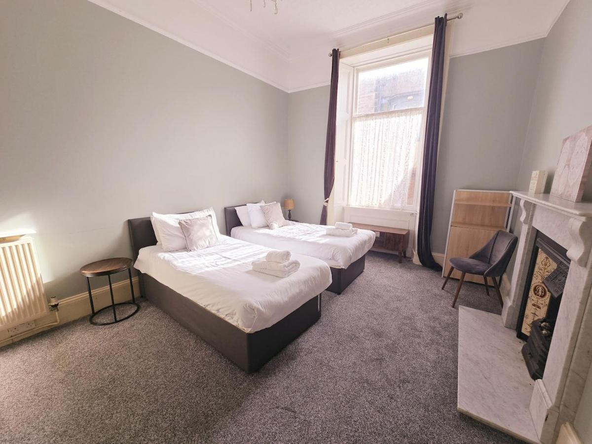 Delightful 4 Bedroom Family In Newington - Craigmillar Park * Edinburgh