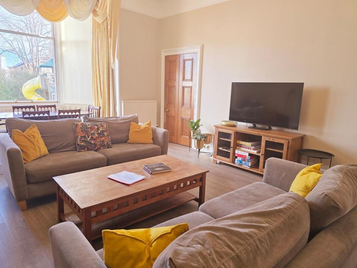 Apartment Delightful 4 Bedroom Family In Newington - Craigmillar Park